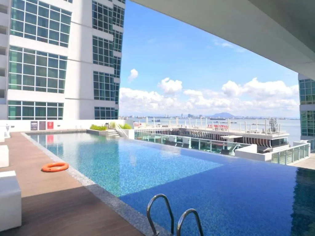 Seaview Seafront Duplex In Town With Wifi & Full Kitchen 23 Διαμέρισμα Τζωρτζ Τάουν 0*,  Μαλαισία